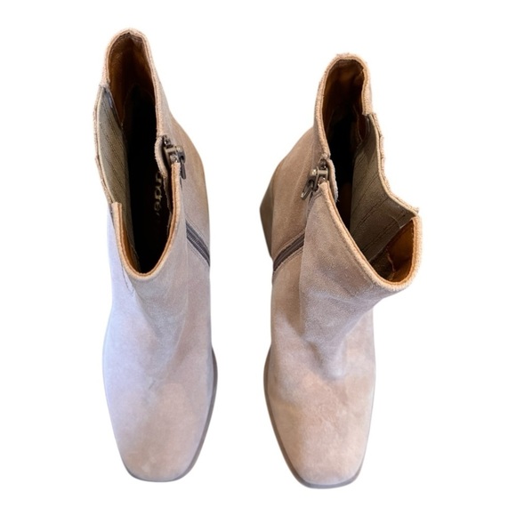 Andre Assous Naia Boot in Beige Suede NWT - Picture 9 of 11